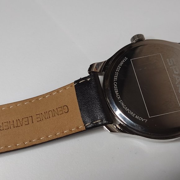 Calgary Flames Watch With Leather Band - Picture 11 of 15